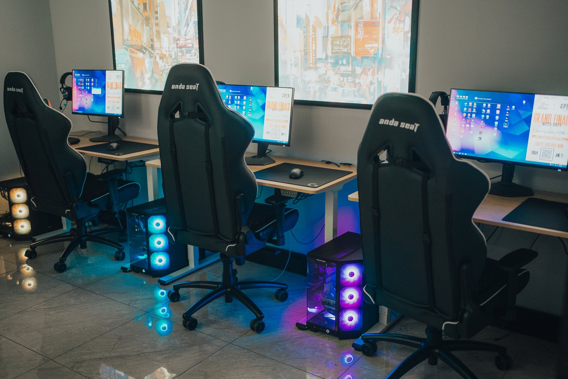 Five-player private Pro Room at Invictus